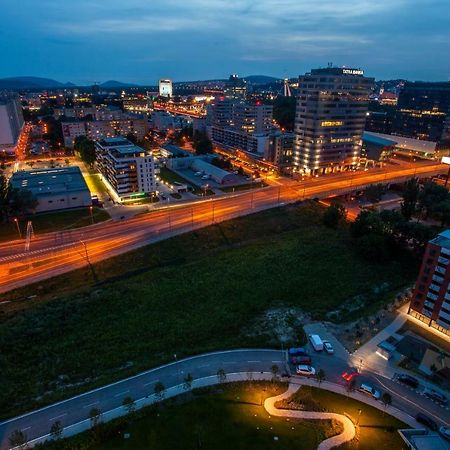 Air-Conditioned City View Apartment 24H Check-In Bratislava Esterno foto